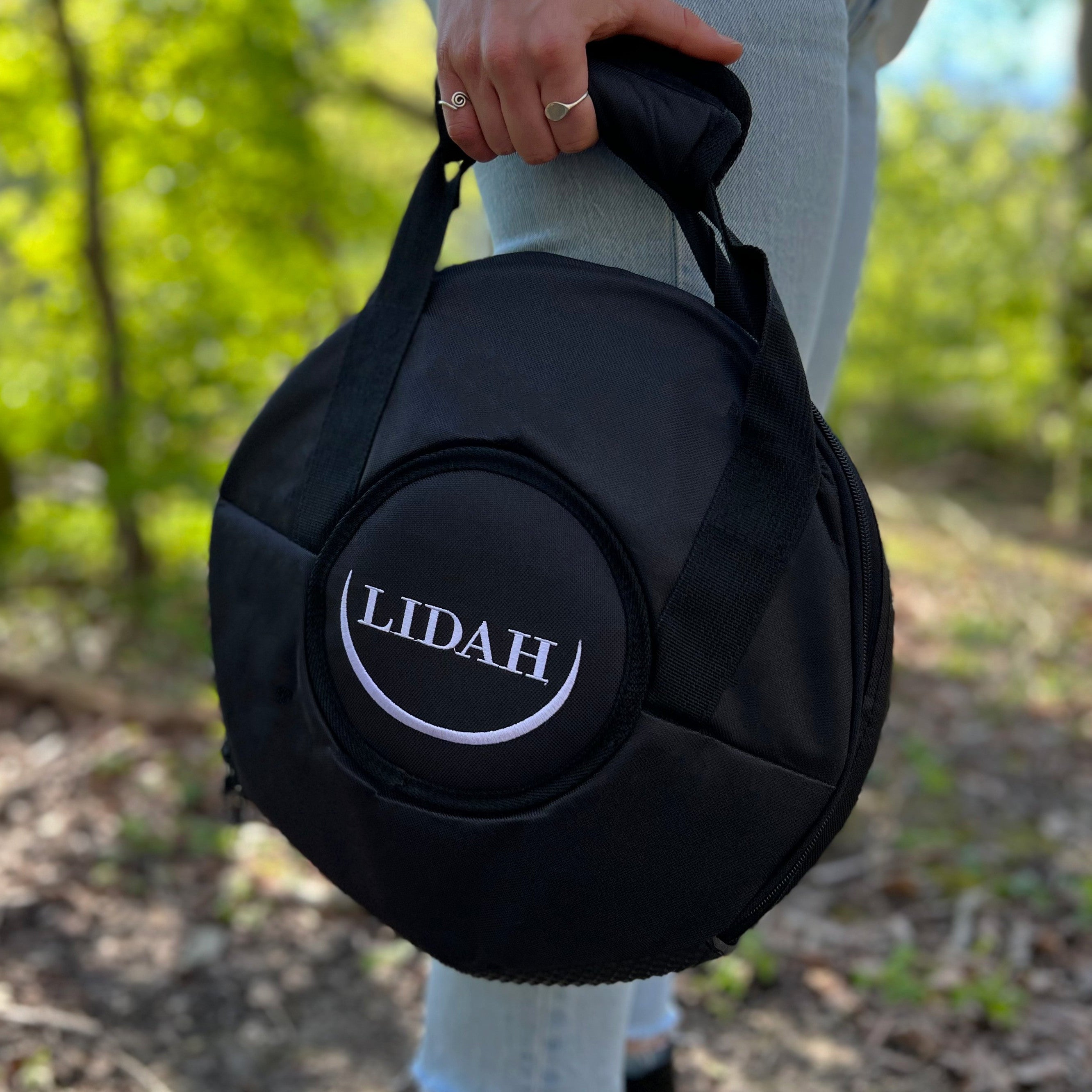 LIDAH® Steel Tongue Drum Bag Held In Nature