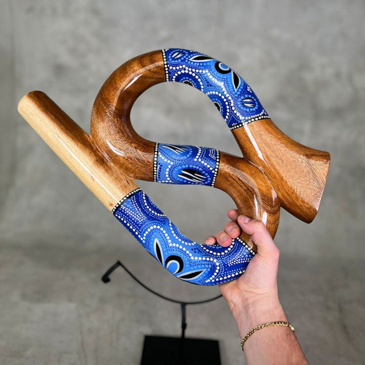 Blauwe LIDAH® Snake Didgeridoo Studio-foto
