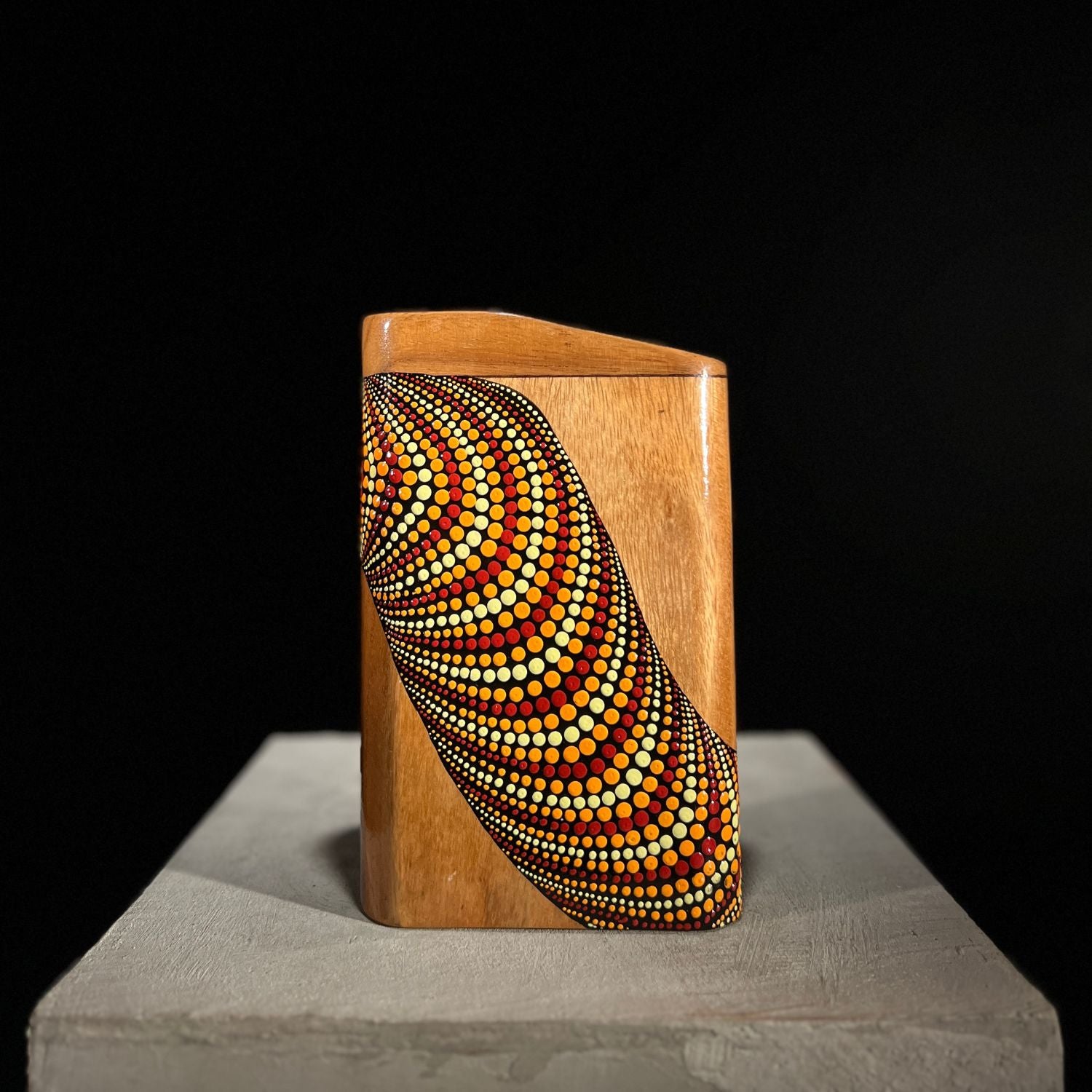 Playing Video of LIDAH® Box Didgeridoo