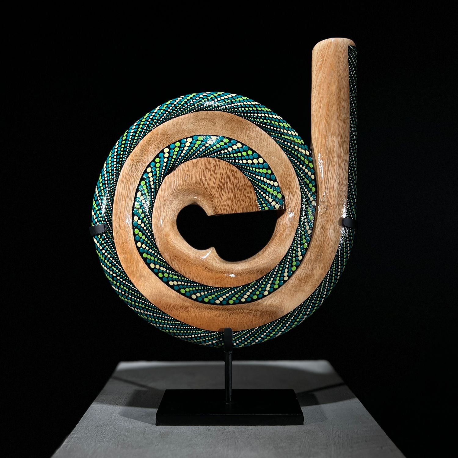 Playing Video of LIDAH® Spiral Didgeridoo