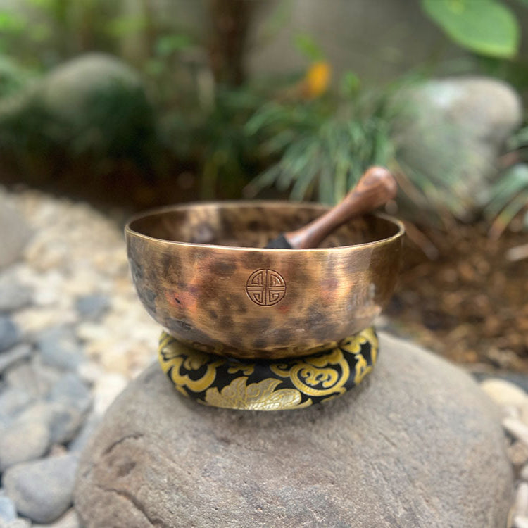 LIDAH® Full Moon Singing Bowl used for meditation practice