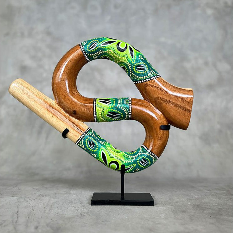 Green LIDAH® Snake Didgeridoo Studio Picture With Stand